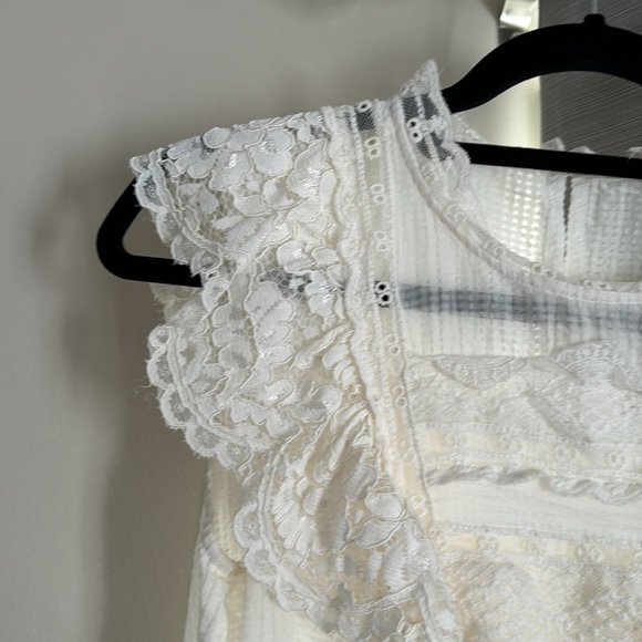 MaEve by Anthropologie sleeveless lace top. 70% viscose 30% cotton. Cream - Picture 2 of 6